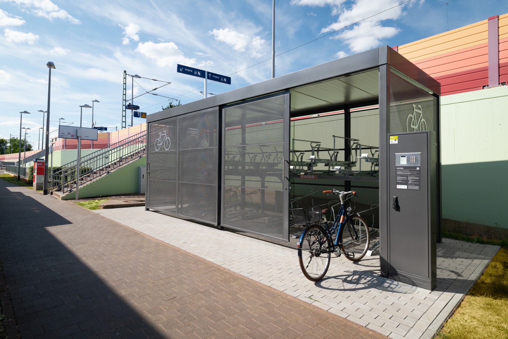 K27 Fahrrad-Sammelschließanlage von Kienzler Stadtmobiliar